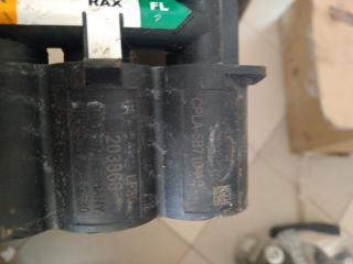 блок клапанов пневмоподвески Land Rover Range Rover Sport 2 поколение 2013, 3.0 л., 30HD0D, бензин, АКПП, внедорожник 5 дв., CPLA-5B710-AB