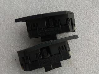 Кнопка блокировки двери Mercedes-Benz R-Класс W251 2010, 3.0 л., OM 642.950, дизель, минивэн, 2518201010, 2518200910