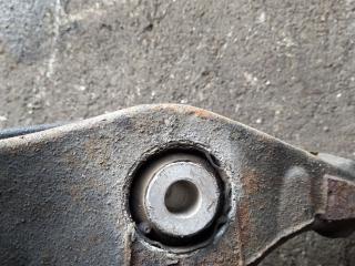 рычаг передний левый Mercedes-Benz R-Класс W251 2007, 3.0 л., OM 642.950, дизель, минивэн