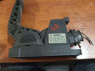 педаль Mercedes-Benz Vito W639 2004, 2.2 л., OM 646.983, дизель, МКПП, белый, задний привод, A6393000604