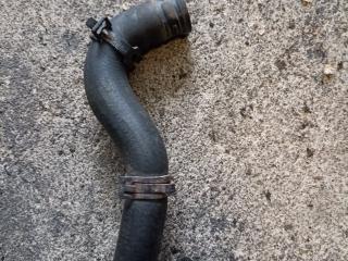 патрубок радиатора Mercedes-Benz E-Класс W212/S212/C207/A207 2009, 2.1 л., CDi, OM 651.925, дизель, АКПП, чёрный, седан, задний привод, правый руль, A2128300996