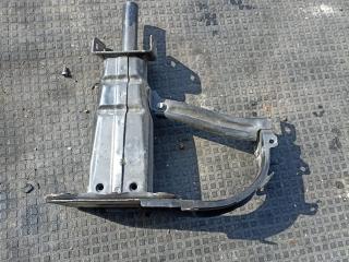 клык бампера передний правый Mercedes-Benz CLS-Класс C219 2007