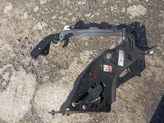 очко фары правой Mercedes-Benz E-Класс W211/S211 2005