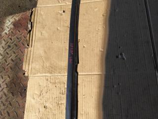 молдинг двери задней левой Mercedes-Benz M-Класс W164 2006