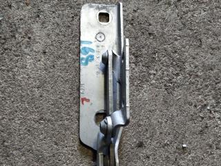 петля капота левая Mercedes-Benz A-Класс W168 2001, 1688800128