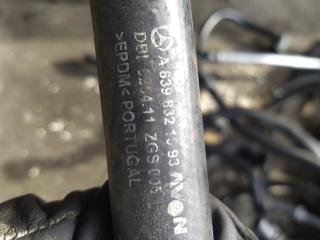 патрубок (трубопровод, шланг) Mercedes-Benz Vito W639 2005, A6398321093