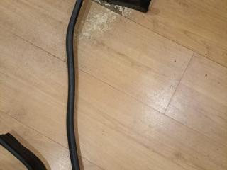 уплотнитель подкапотного пространства Mercedes-Benz E-Класс W212/S212/C207/A207 W212 2012, 2.1 л., CDi, OM 651.924, дизель, АКПП, серый металлик, седан, задний привод, правый руль, A2126280098