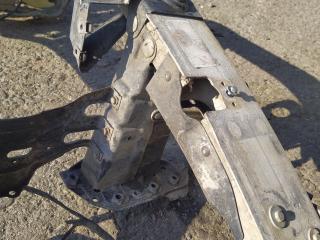 клык бампера передний правый Mercedes-Benz CLK-Класс C209/A209 [рестайлинг] 2007