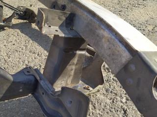 клык бампера передний правый Mercedes-Benz R-Класс W251 2006