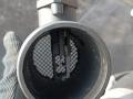 расходомер воздуха Mercedes-Benz E-Класс W210/S210 [рестайлинг] 2000, 0000940848 - фото №3