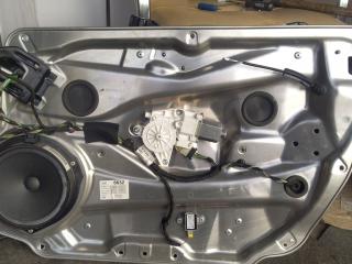 стеклоподъемник передний правый Mercedes-Benz C-Класс W204/S204 2009, 2.1 л., OM 646.811, дизель, АКПП, черный, седан, правый руль
