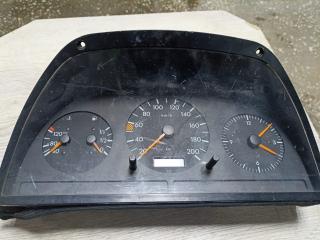 щиток приборов (приборная панель) Mercedes-Benz Vito W638 1999, A0005423001
