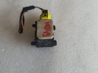 датчик удара Mercedes-Benz M-Класс W164 2007, 3.0 л., OM 642.940, дизель, АКПП, правый руль, A0038202826