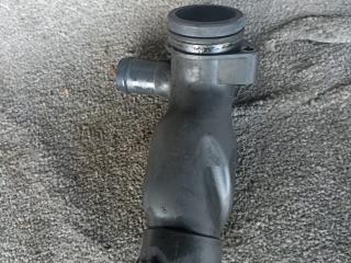 патрубок радиатора Mercedes-Benz E-Класс W212/S212/C207/A207 2012, 1.8 л., M 271.860, бензин, седан, A2712002056