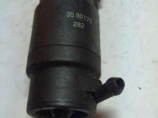 насос (моторчик) омывателя стекла Mercedes-Benz C-Класс W203/S203/CL203 [рестайлинг] 2004