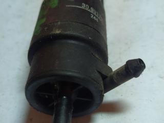 насос (моторчик) омывателя стекла Mercedes-Benz C-Класс W203/S203/CL203 [рестайлинг] 2004