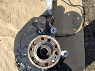 кулак поворотный левый Mercedes-Benz GLC-Класс X253/C253 2018, 2.1 л., OM 651.921, дизель, АКПП, черный, A2533323300