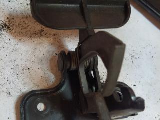 ручка открывания капота Mercedes-Benz CLK-Класс C209/A209 [рестайлинг] 2005, A2098800064