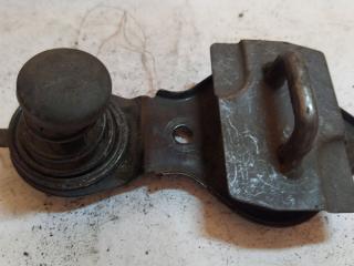 замок капота Mercedes-Benz E-Класс W211/S211 [рестайлинг] 2007, 3.0 л., дизель, АКПП, седан, A2118800360