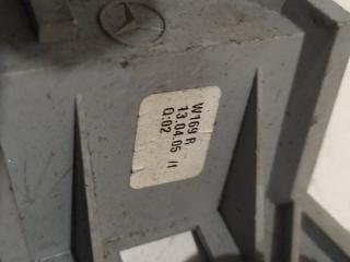 панель заднего правого фонаря Mercedes-Benz A-Класс W169 2005