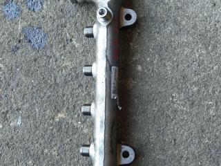 топливная рампа Mercedes-Benz E-Класс W212/S212/C207/A207 2009, 2.0 л., CDi, дизель, АКПП, чёрный, седан, задний привод, правый руль, 9307Z522A00, A6510700495