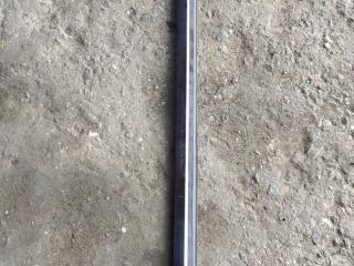 молдинг двери передней левой Mercedes-Benz E-Класс W211/S211 [рестайлинг] 2007, 2.1 л., OM 646.821, дизель, АКПП, чёрный, седан, задний привод, правый руль