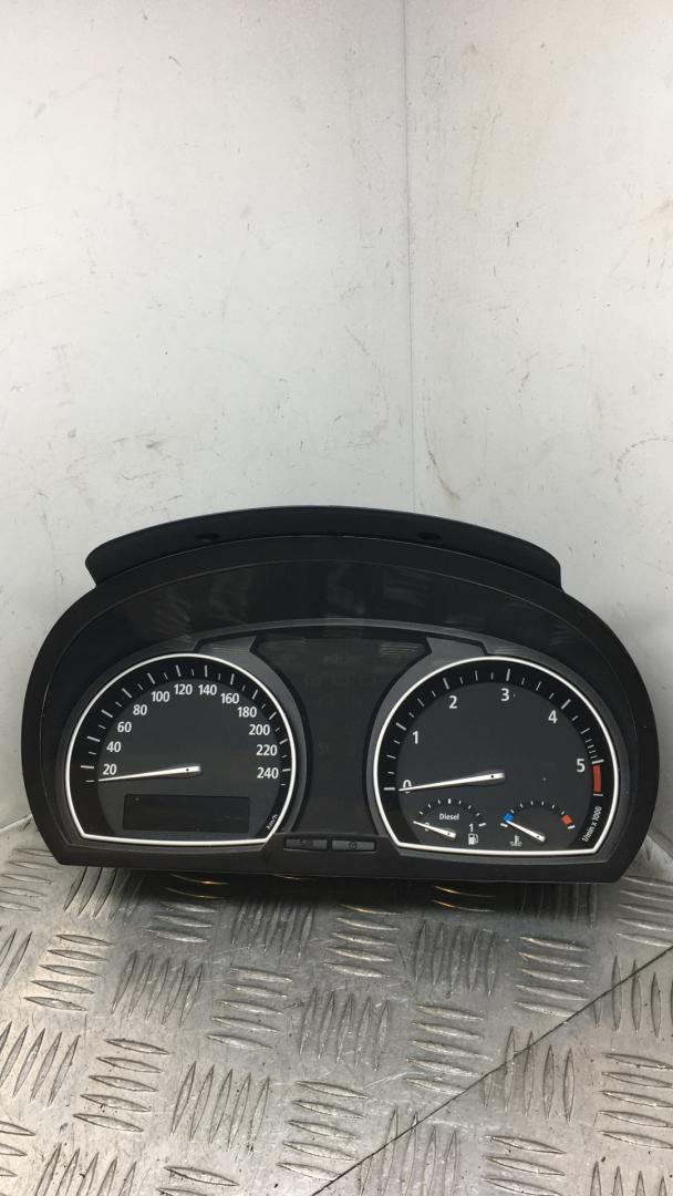 щиток приборов (приборная панель) BMW X3 E83 2005, 3.0 л., 306D2, дизель, МКПП, черный black-sapphire metallic, внедорожник 5 дв., полный привод, 3414372, 62113414372 - фото №1