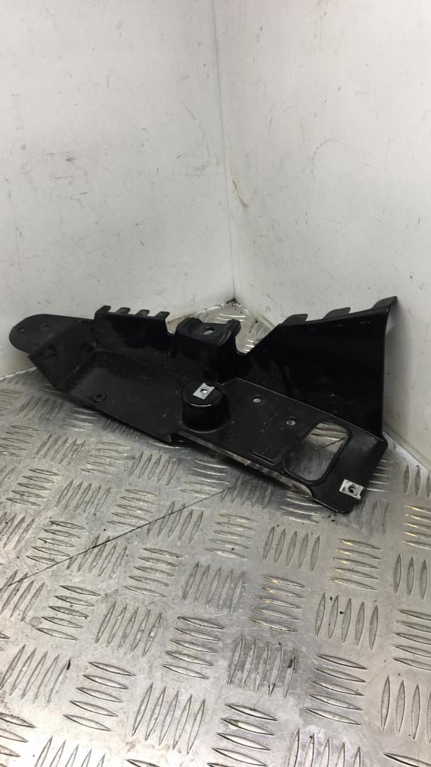 крепление бампера BMW X3 E83 2005, 3.0 л., 306D2, дизель, МКПП, черный black-sapphire metallic, внедорожник 5 дв., полный привод, 3448678, 51123448678 - фото №1