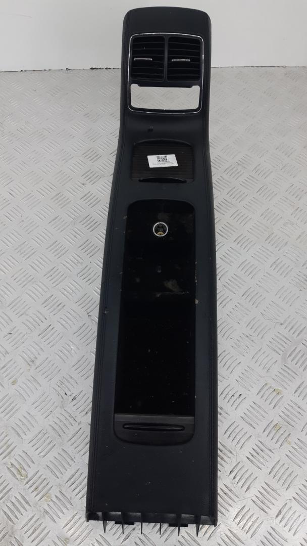 консоль салона Mercedes-Benz CLS-Класс C219 W219 2007, 3.2 л., дизель, АКПП, седан, задний привод, правый руль - фото №1