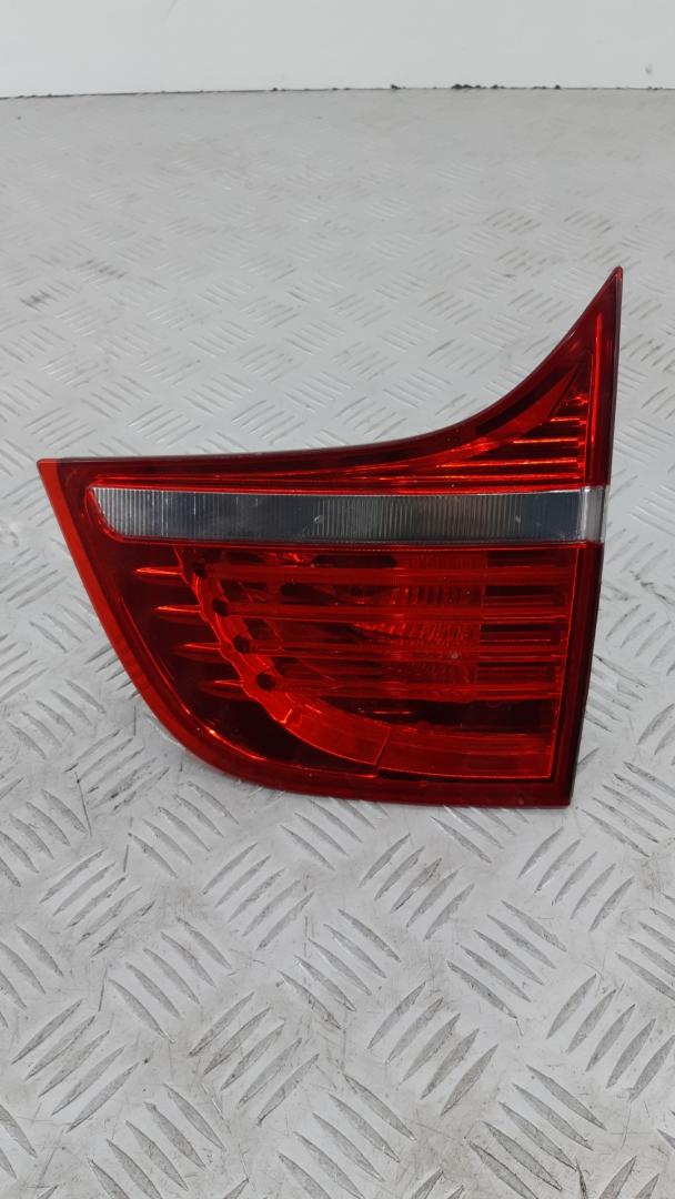 фонарь крышки багажника правый BMW X6 E71/E72 E71 2010, 3.5 л., бензин, АКПП, a76, внедорожник 5 дв., полный привод, 63217179988, 7179988 - фото №1