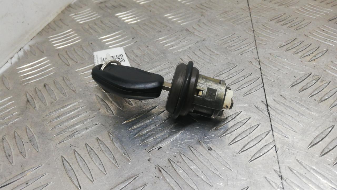 личинка замка зажигания BMW X3 E83 2005, 3.0 л., 306D2, дизель, МКПП, черный black-sapphire metallic, внедорожник 5 дв., полный привод, 1094686, 32307197330 - фото №1