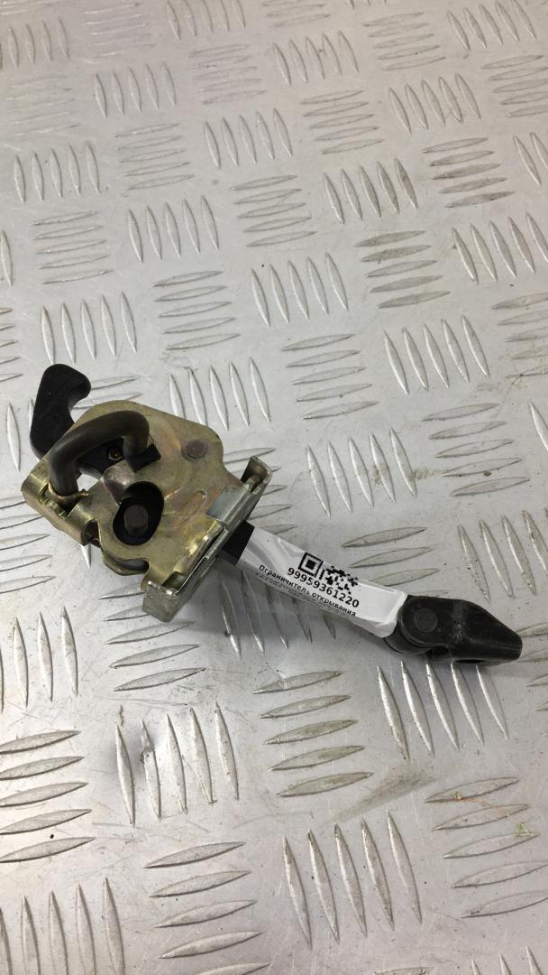 ограничитель открывания двери BMW X3 E83 2005, 3.0 л., 306D2, дизель, МКПП, черный black-sapphire metallic, внедорожник 5 дв., полный привод, 3330951, 41513330951 - фото №1