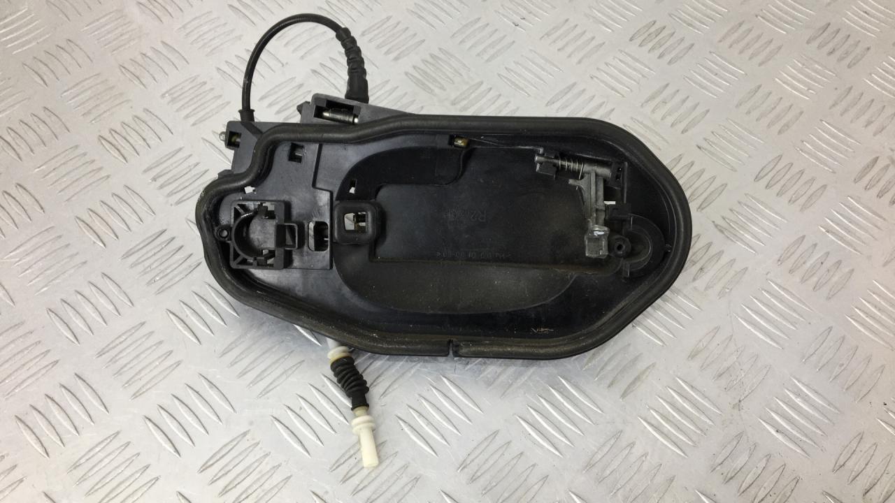 скелет ручки двери задней правой BMW X3 E83 2005, 3.0 л., 306D2, дизель, МКПП, черный black-sapphire metallic, внедорожник 5 дв., полный привод, 3330984, 51203330984 - фото №1