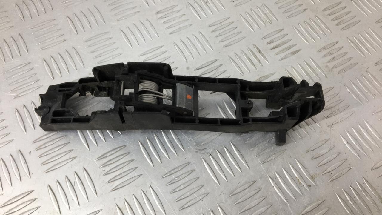 скелет ручки двери задней правой Mercedes-Benz CLS-Класс C219 W219 2007, 3.2 л., дизель, АКПП, седан, задний привод, правый руль - фото №1