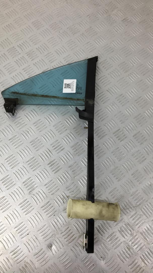 стекло двери задней правой Mercedes-Benz CLS-Класс C219 W219 2007, 3.2 л., дизель, АКПП, седан, задний привод, правый руль, 2197300219 - фото №1