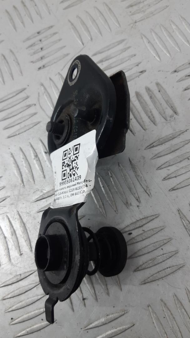 замок капота Mercedes-Benz CLS-Класс C219 W219 2007, 3.2 л., дизель, АКПП, седан, задний привод, правый руль - фото №1