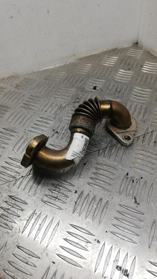 трубка системы рециркуляции EGR Volkswagen Passat B6 2008, 1.9 л., BXE, дизель, серебро, универсал - фото №1