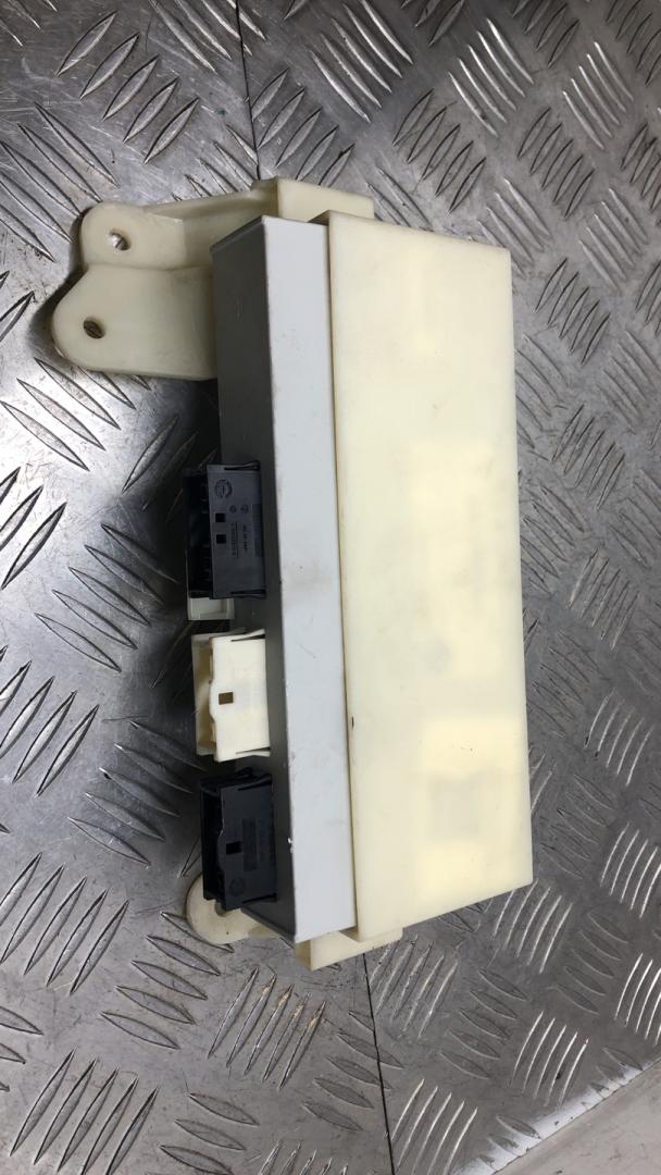 блок управления крышкой багажника BMW X5 F15 2015, 3.0 л., N57 D30 A, дизель, АКПП, белый, полный привод, правый руль, 61357388490, 7388490 - фото №1