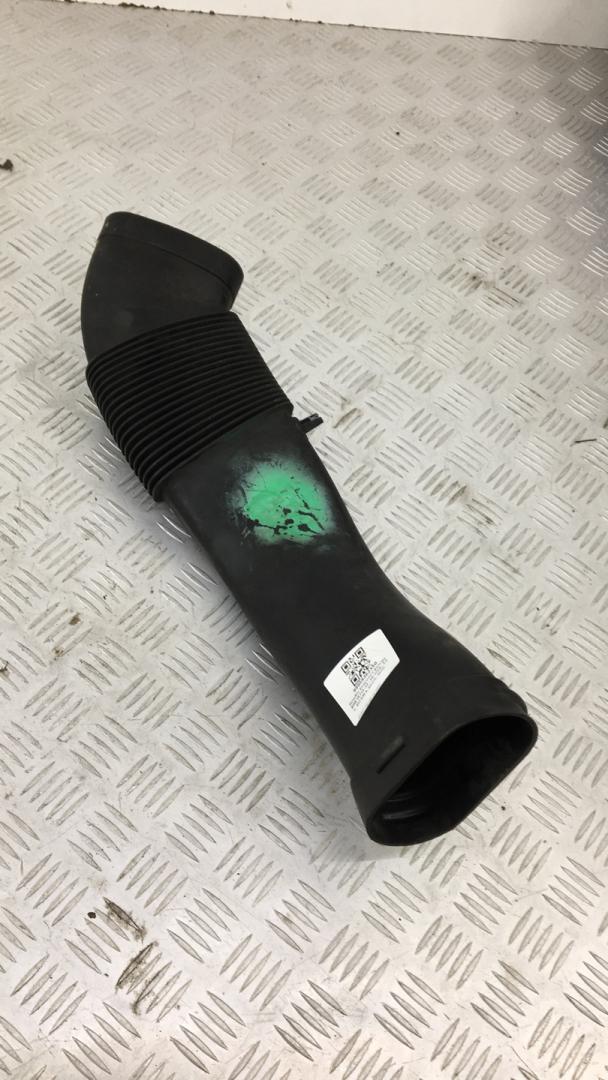 патрубок воздушного фильтра BMW X5 F15 2015, 3.0 л., N57 D30 A, дизель, АКПП, белый, полный привод, правый руль, 13718514007, 8514007 - фото №1