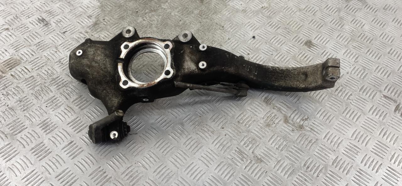 кулак поворотный правый BMW X5 F15 2015, 3.0 л., N57 D30 A, дизель, АКПП, белый, полный привод, правый руль, 31216869870 - фото №1