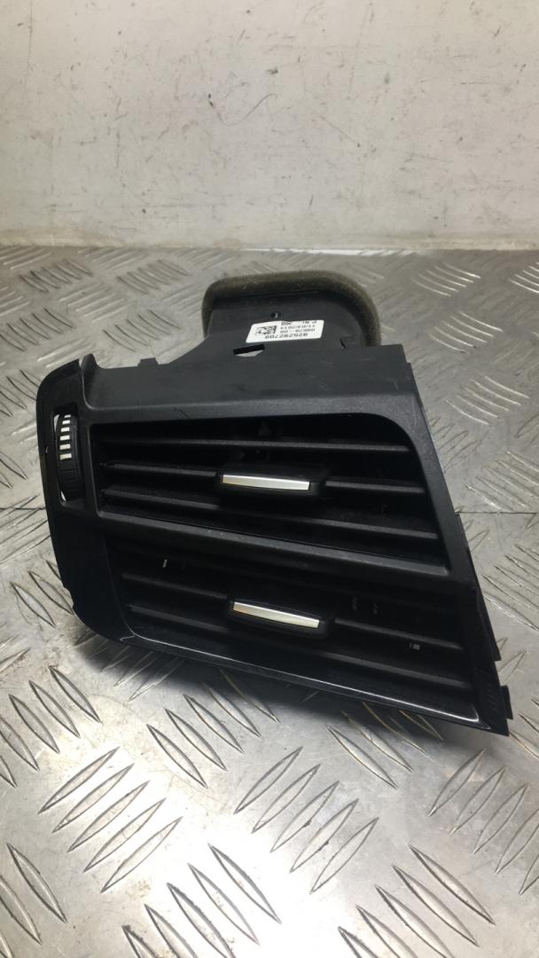 дефлектор обдува салона BMW X5 F15 2015, 3.0 л., N57 D30 A, дизель, АКПП, белый, полный привод, правый руль, 64229252927, 9252927 - фото №1