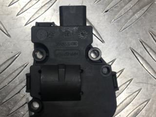 моторчик заслонки печки BMW X5 F15 2015, 3.0 л., N57 D30 A, дизель, АКПП, белый, полный привод, правый руль, 64119321034