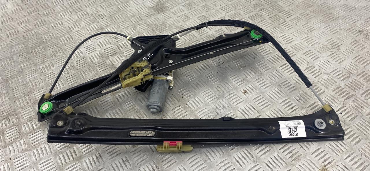 стеклоподъемник передний правый BMW X5 F15 2015, 3.0 л., N57 D30 A, дизель, АКПП, белый, полный привод, правый руль, 51337286484, 7283492 - фото №1