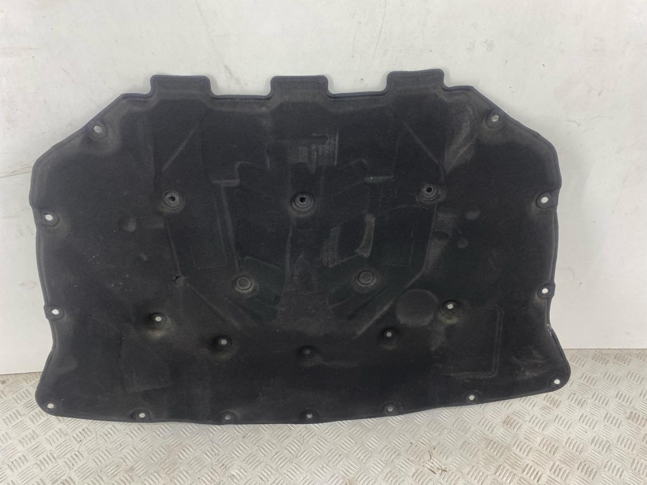 шумоизоляция капота BMW 5 серия F07/F10/F11 F11 2011, 3.0 л., N57 D30 A, дизель, АКПП, универсал, задний привод, 51486989301 - фото №1