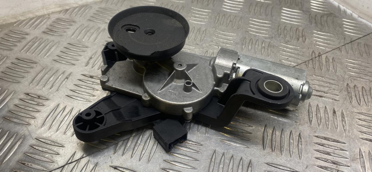 моторчик заднего стеклоочистителя (дворника) BMW 5 серия F07/F10/F11 F11 2011, 3.0 л., N57 D30 A, дизель, АКПП, универсал, задний привод, 67637213233, 7213233 - фото №1