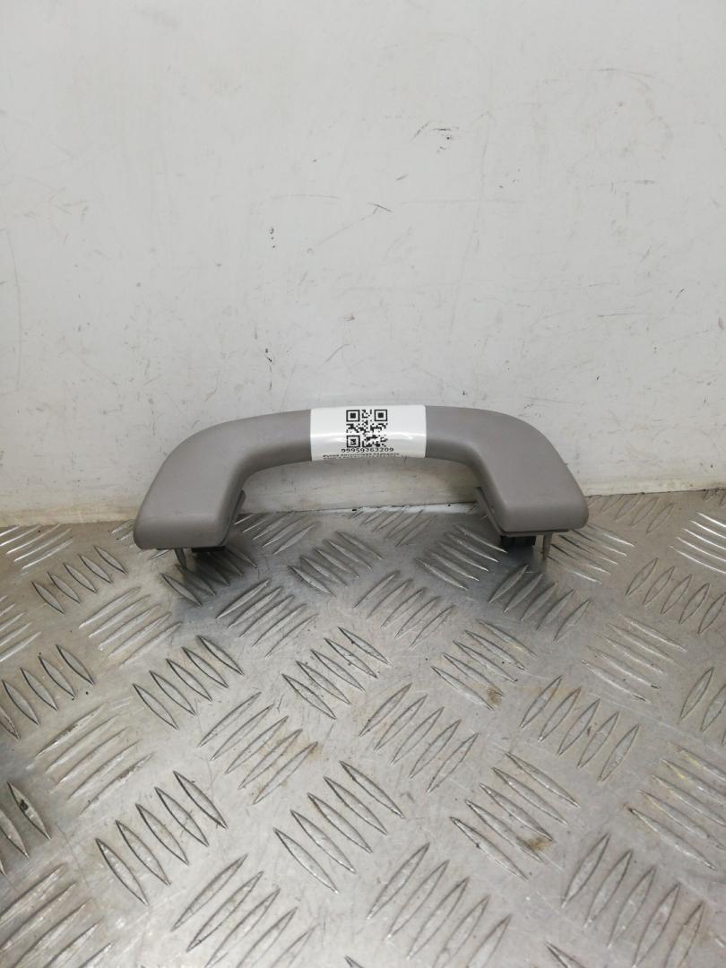 ручка внутренняя потолочная BMW 5 серия F07/F10/F11 F11 2011, 3.0 л., N57 D30 A, дизель, АКПП, универсал, задний привод, 51167495617 - фото №1