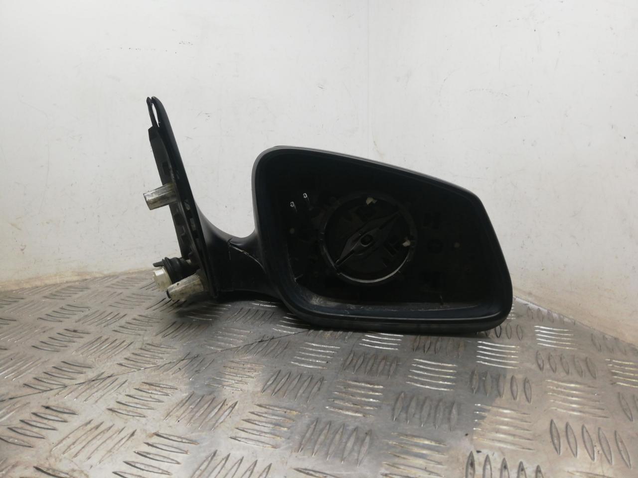 зеркало наружное правое BMW 5 серия F07/F10/F11 F11 2011, 3.0 л., N57 D30 A, дизель, АКПП, универсал, задний привод, 51167268236 - фото №1