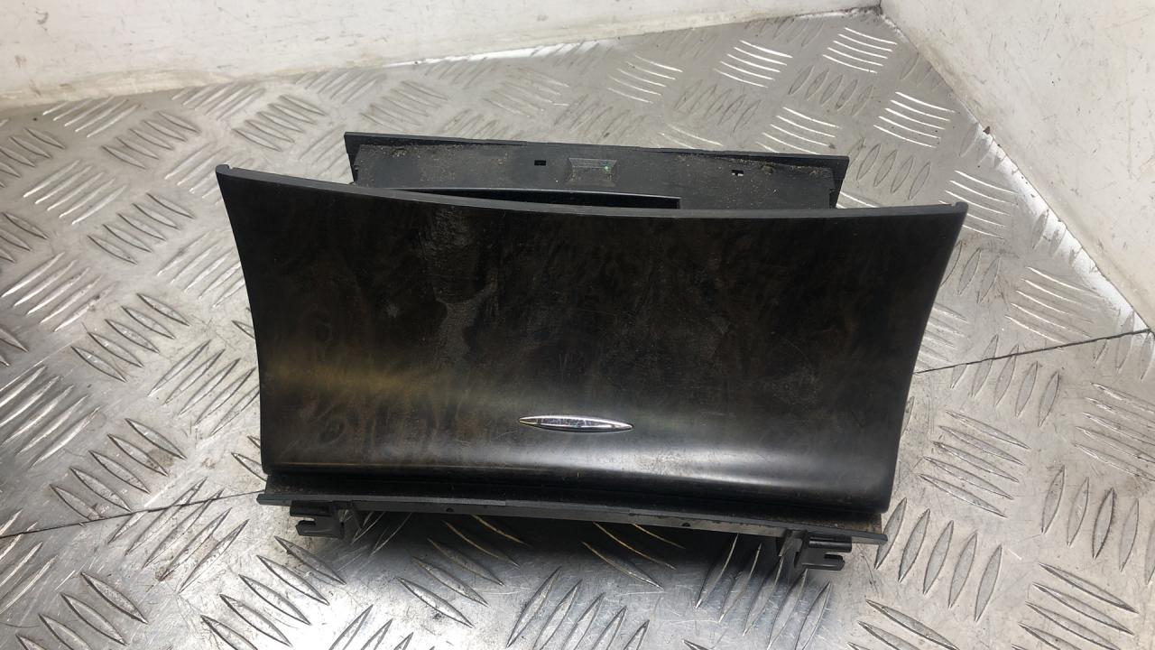 пепельница Mercedes-Benz CLS-Класс C219 W219 2007, 3.2 л., дизель, АКПП, седан, задний привод, правый руль, 2116802852 - фото №1