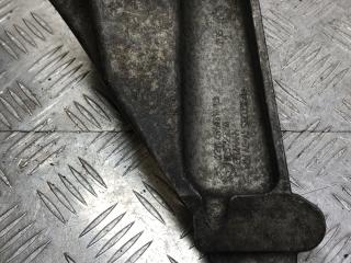 кронштейн двигателя BMW 3 серия E90/E91/E92/E93 2004, 2.0 л., M47 D20, дизель, седан, 6760310