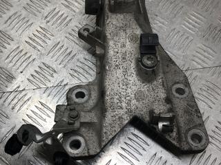 кронштейн двигателя BMW 3 серия E90/E91/E92/E93 2006, 3.0 л., N53 B30, бензин, купе, 6760315